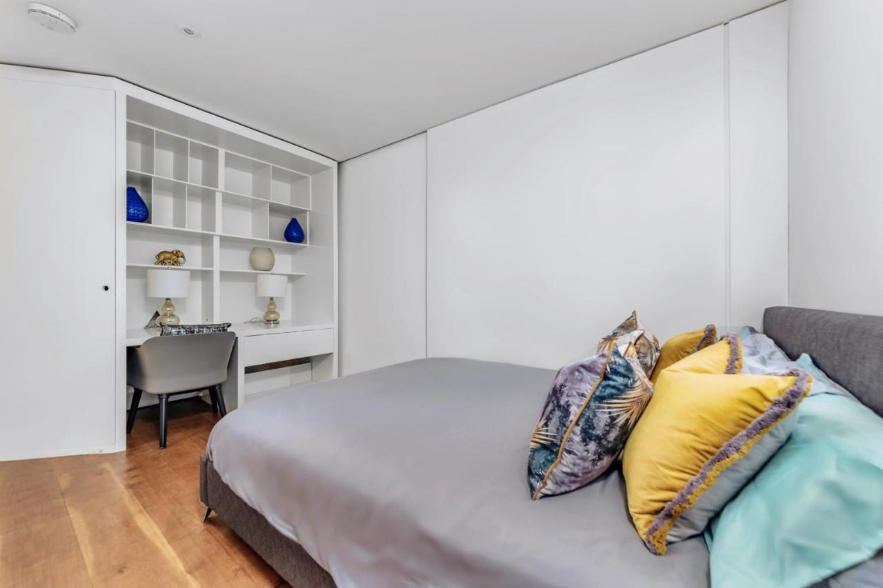 Interior-Designer Apartment With 2 Terraces Londen Buitenkant foto