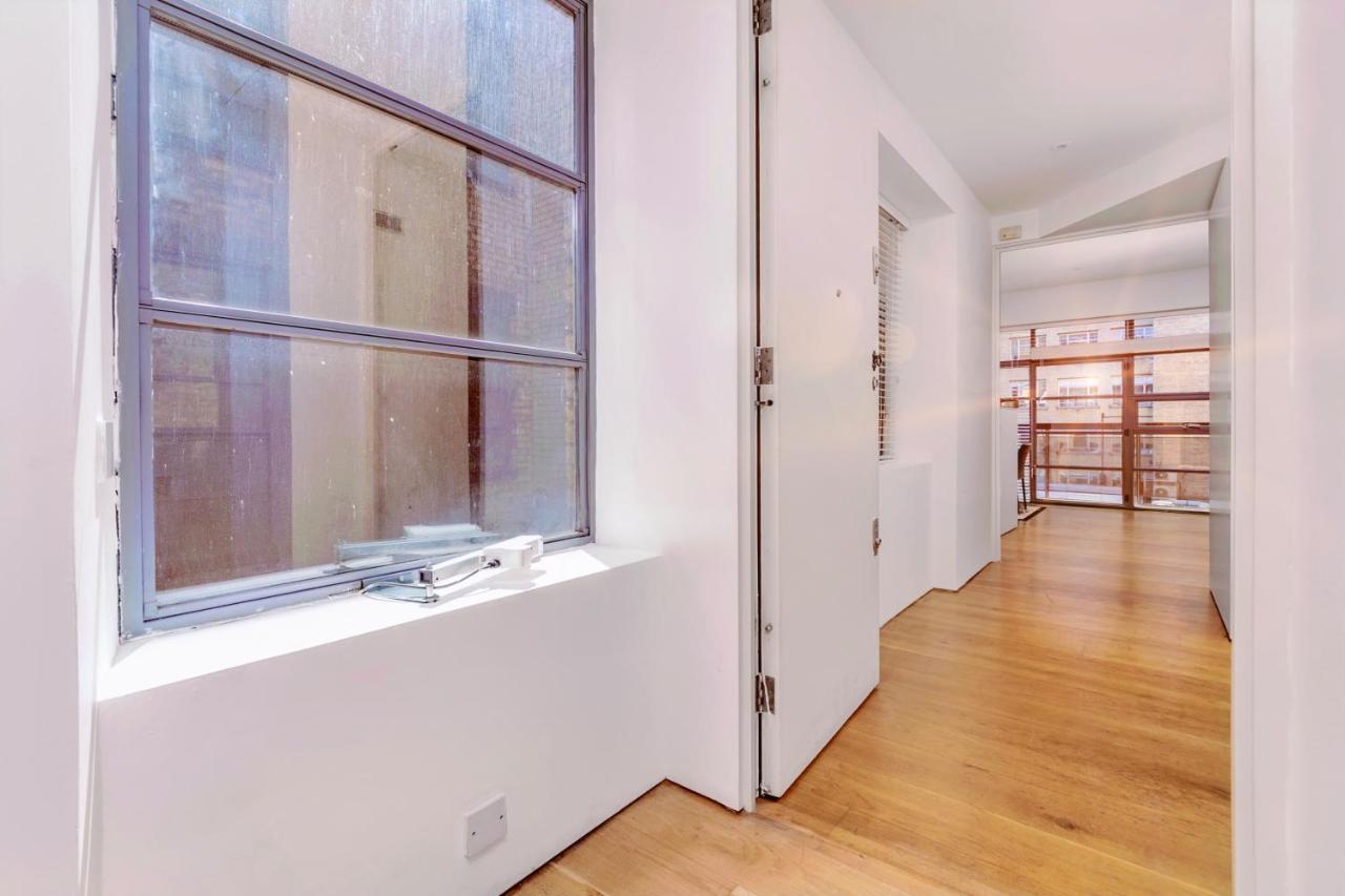 Interior-Designer Apartment With 2 Terraces Londen Buitenkant foto
